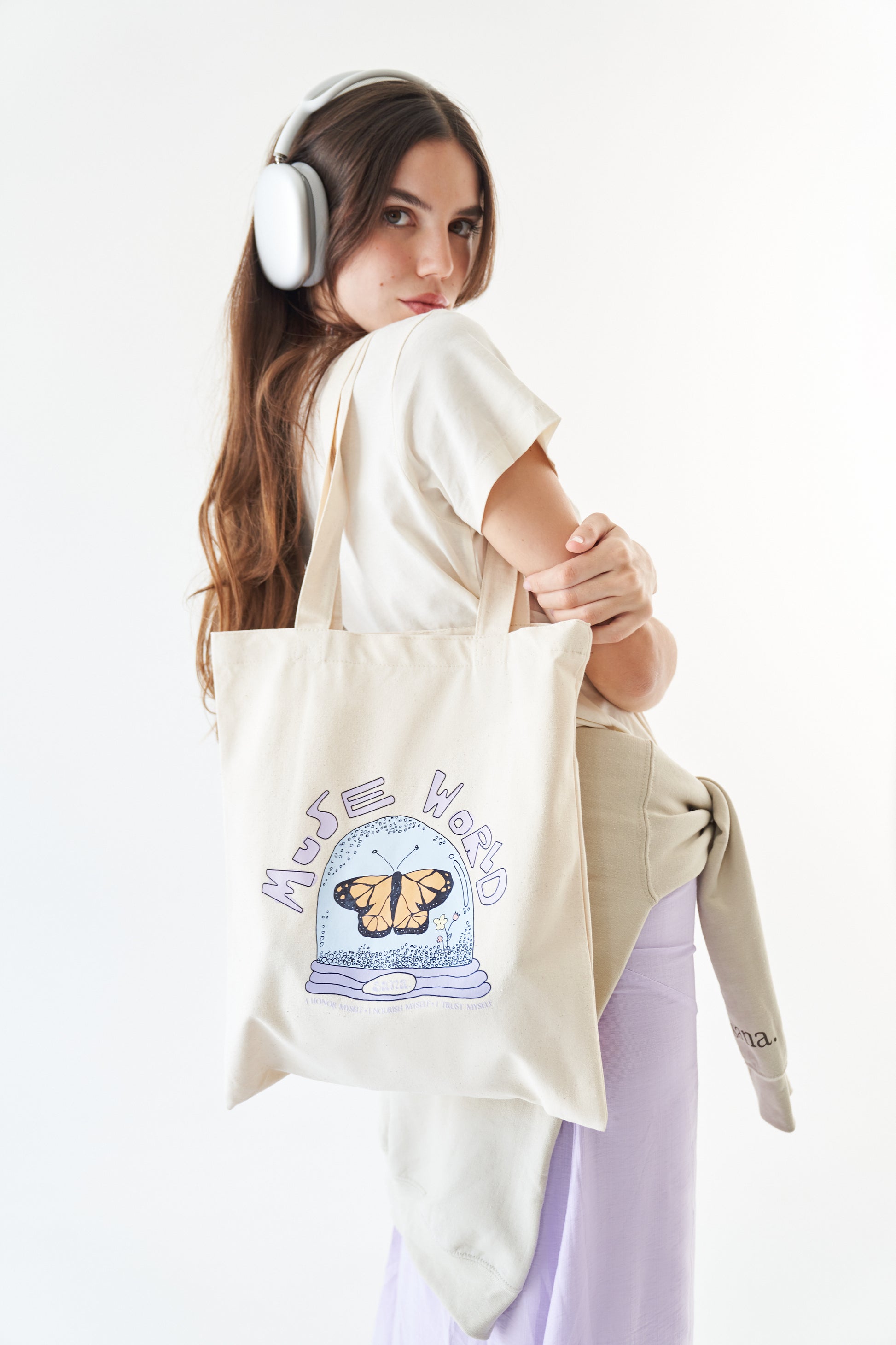 Muse World Tote